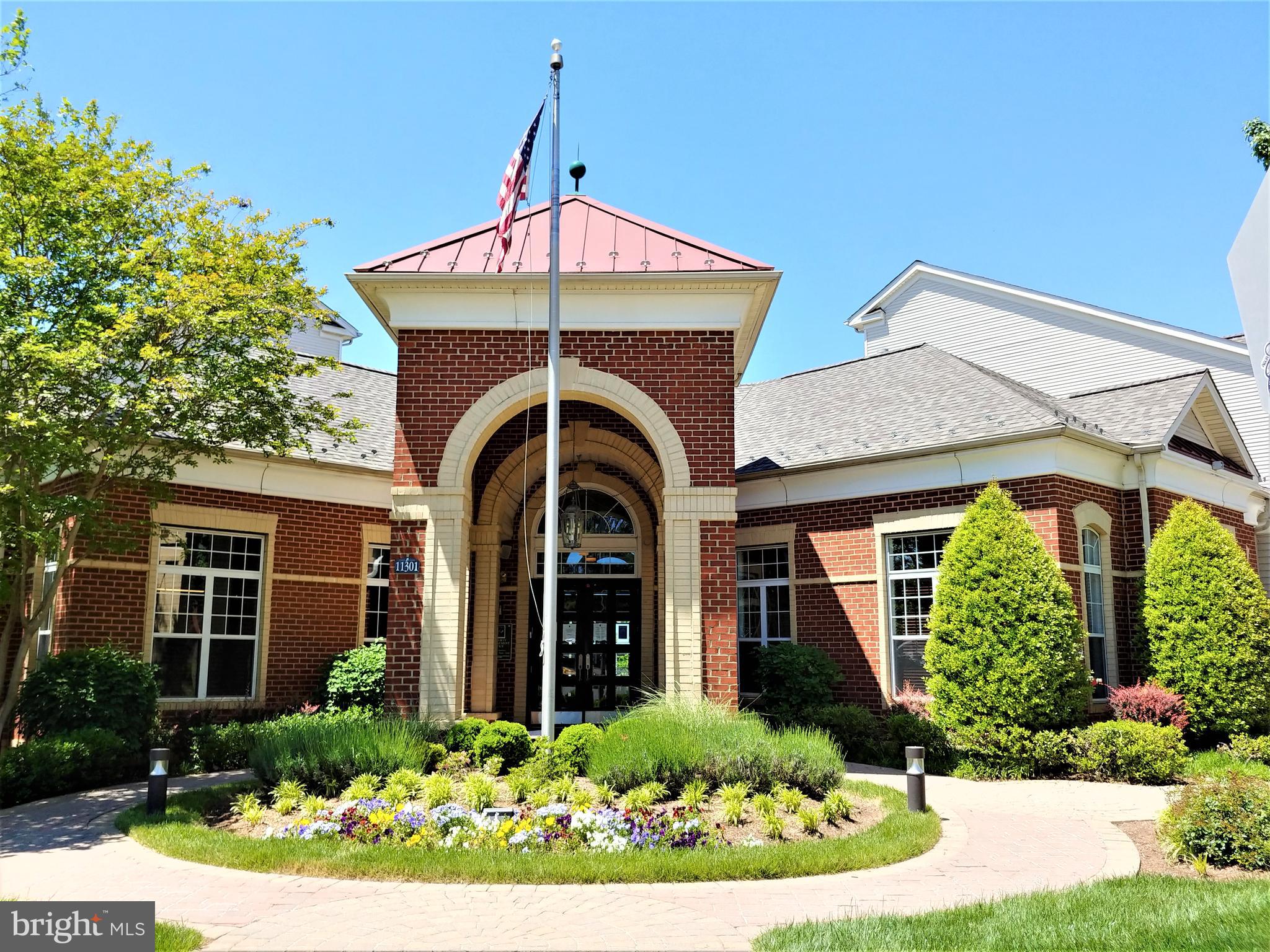 FAIRFAX RIDGE CONDOS - Residential