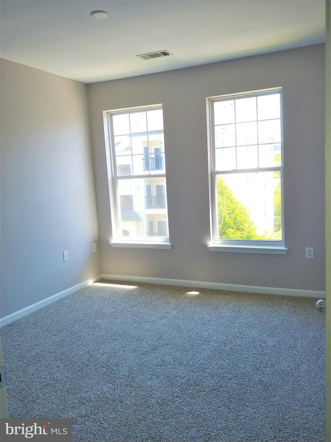 FAIRFAX RIDGE CONDOS - Residential