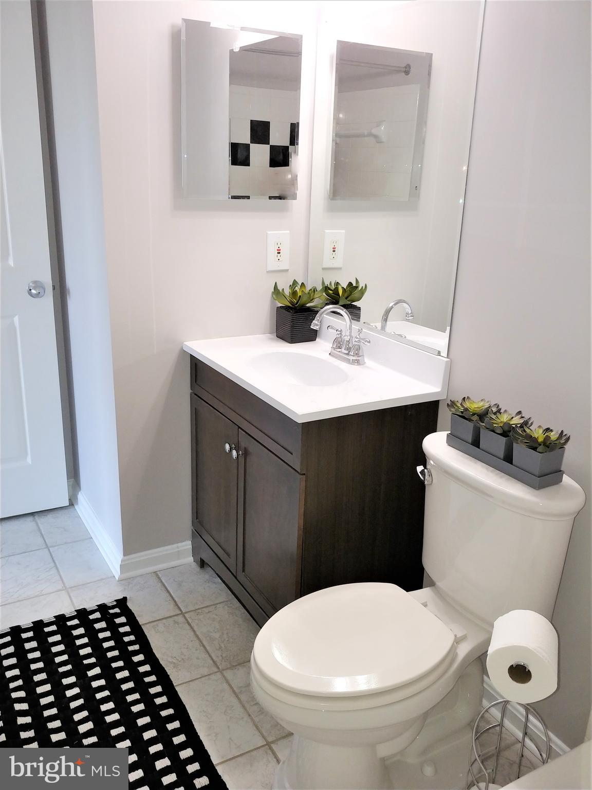 FAIRFAX RIDGE CONDOS - Residential