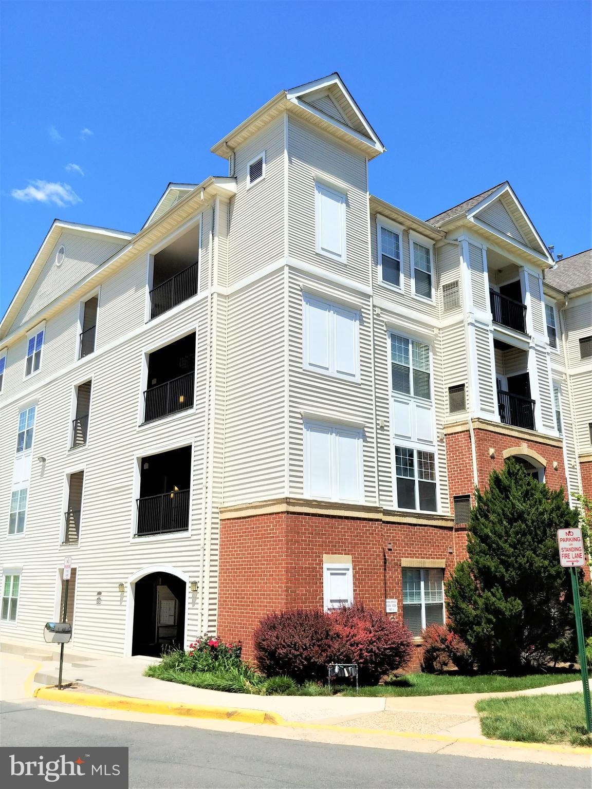 FAIRFAX RIDGE CONDOS - Residential