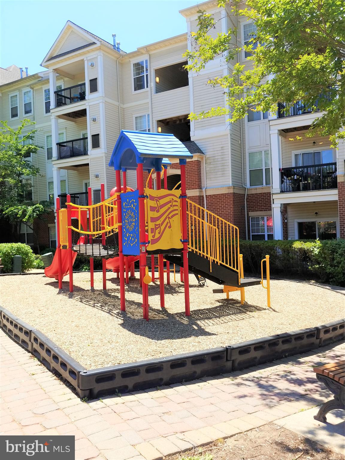 FAIRFAX RIDGE CONDOS - Residential