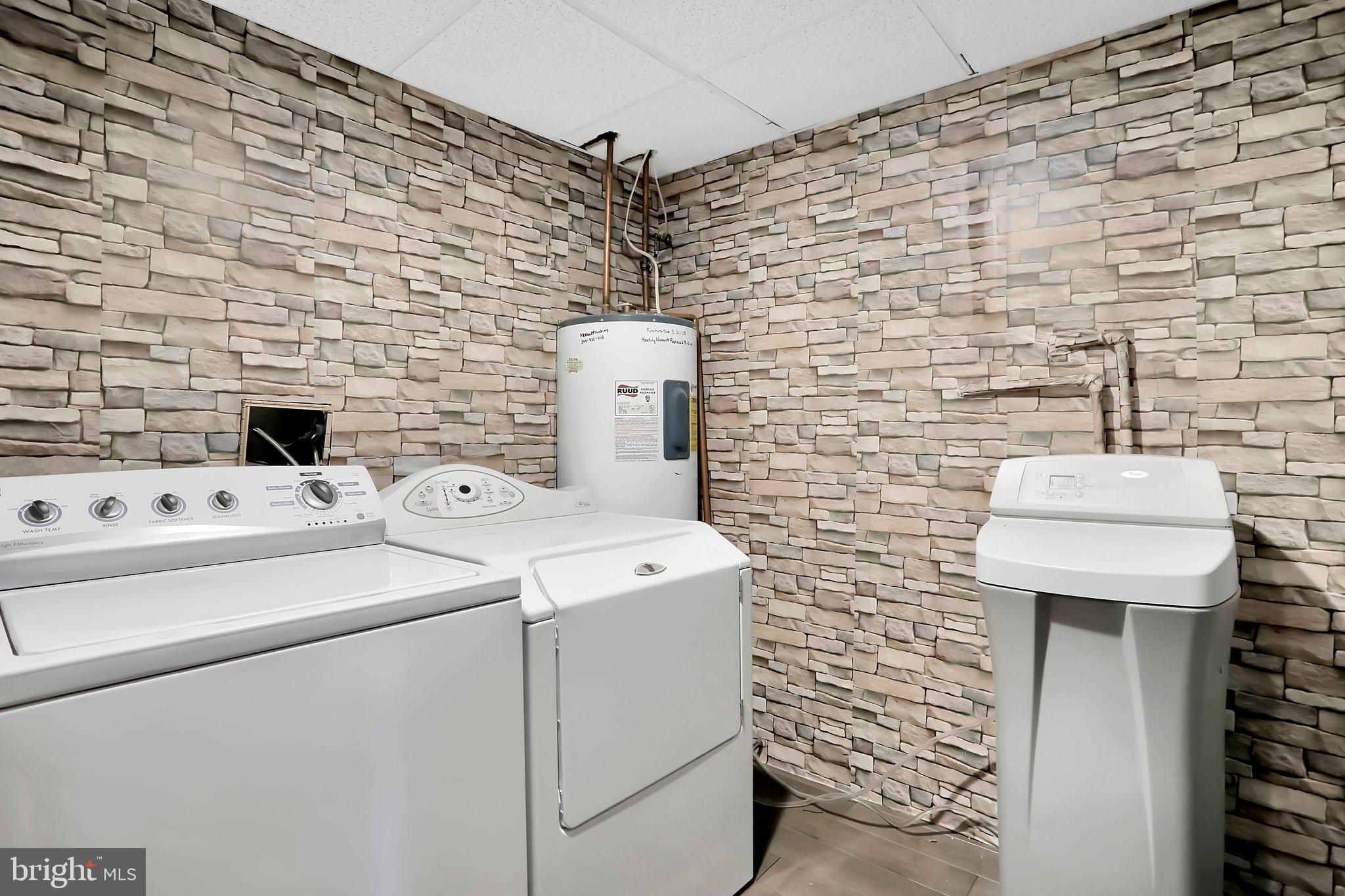 FOREST HEIGHTS - Residential