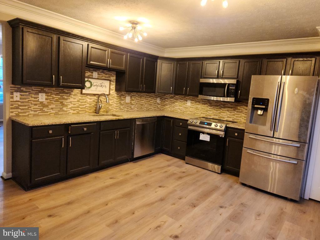 COVENTRY CREEK - Residential Lease