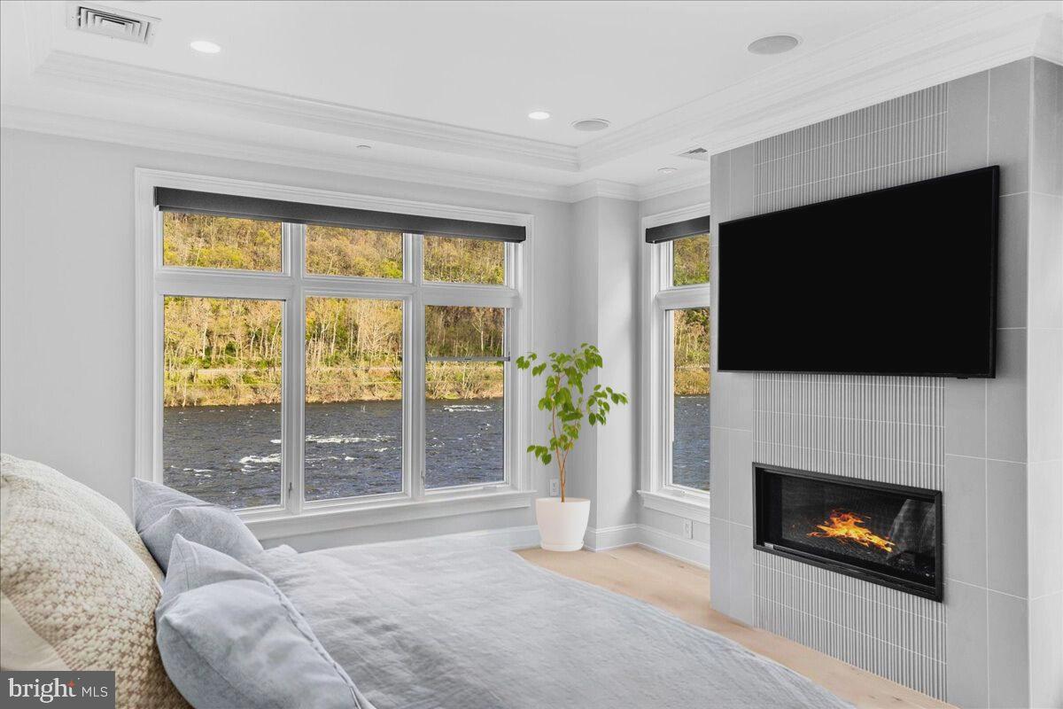 WATERVIEW PLACE - Residential