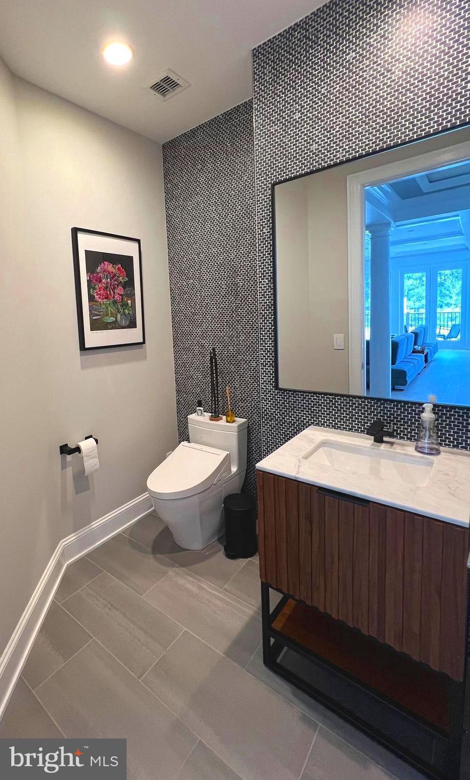 WATERVIEW PLACE - Residential