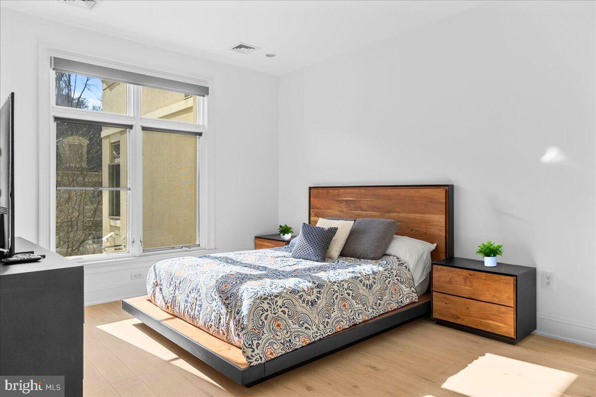 WATERVIEW PLACE - Residential