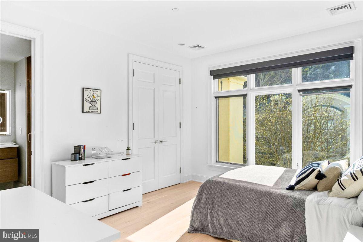 WATERVIEW PLACE - Residential