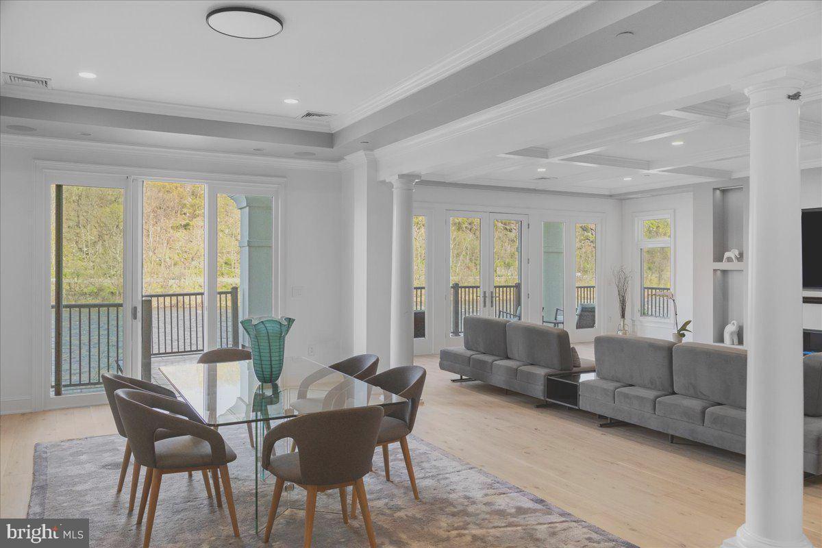 WATERVIEW PLACE - Residential