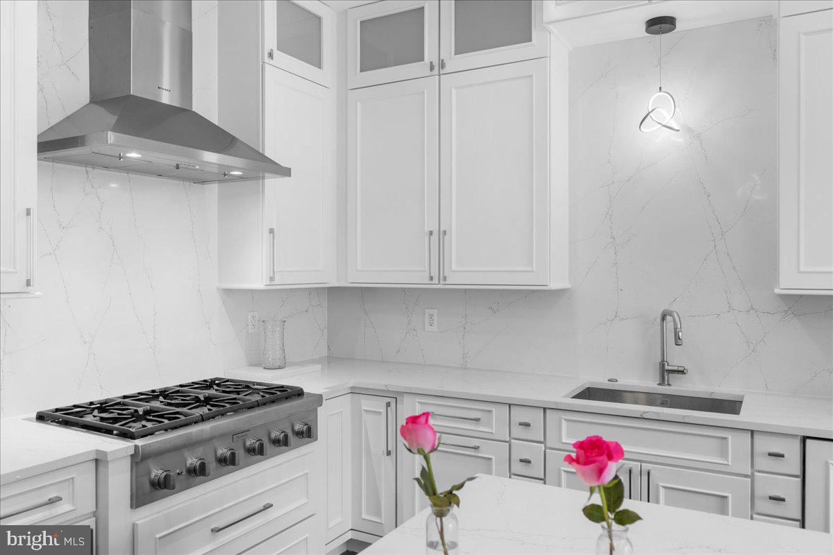 WATERVIEW PLACE - Residential