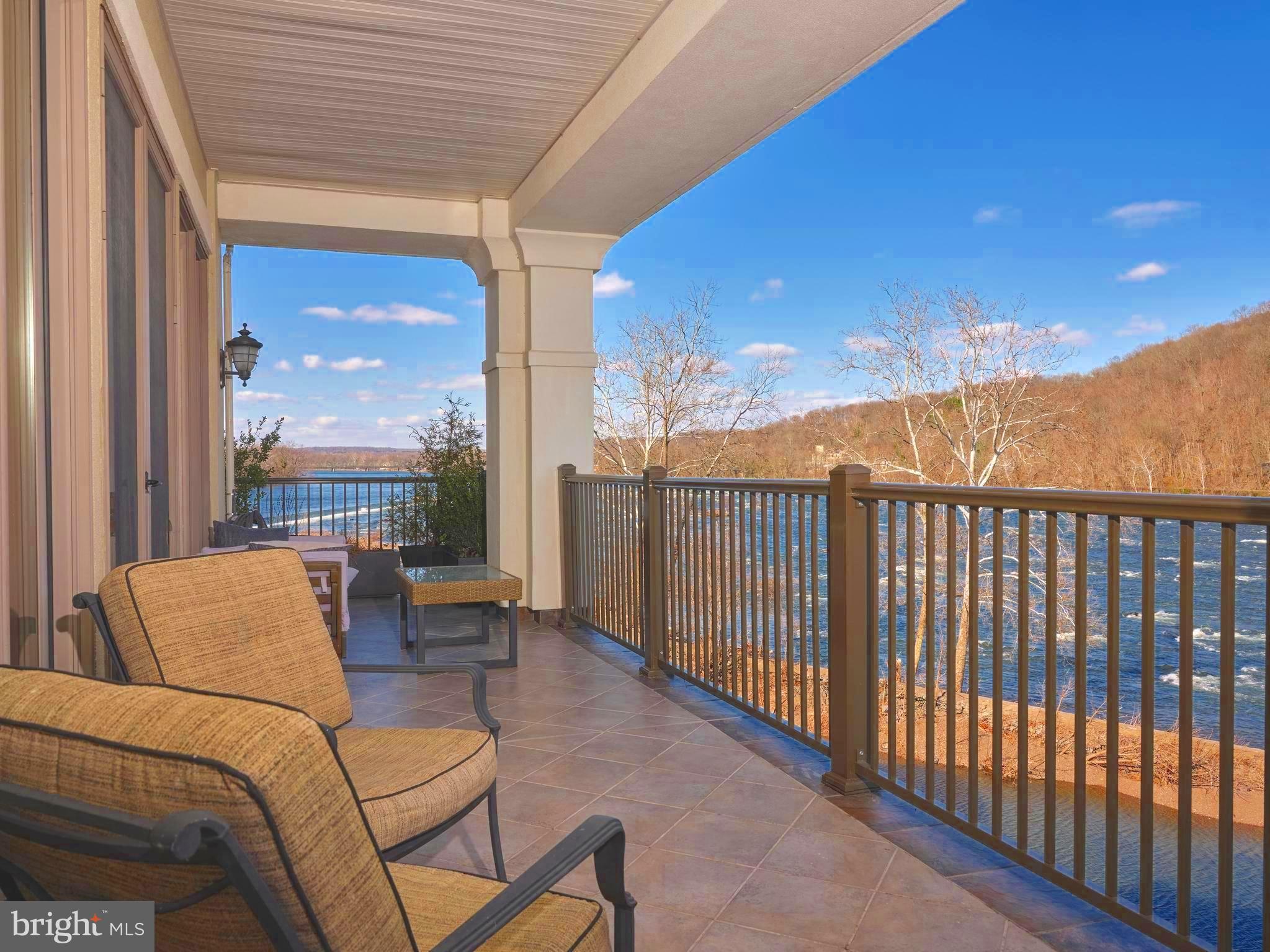 WATERVIEW PLACE - Residential