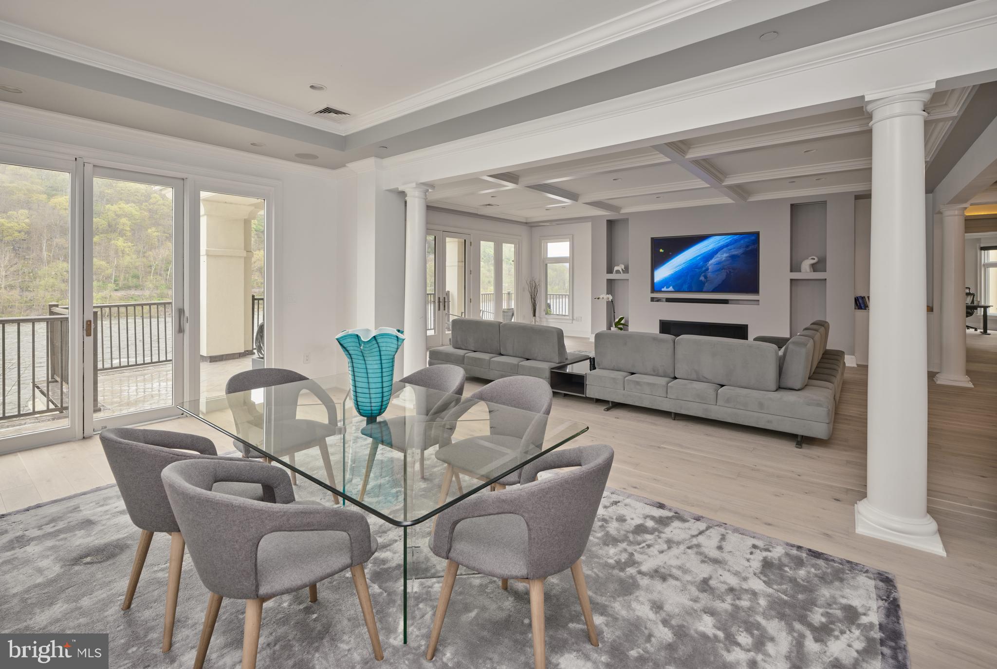 WATERVIEW PLACE - Residential