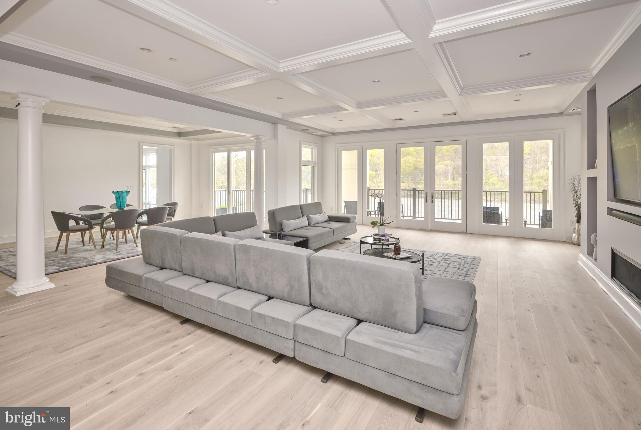 WATERVIEW PLACE - Residential