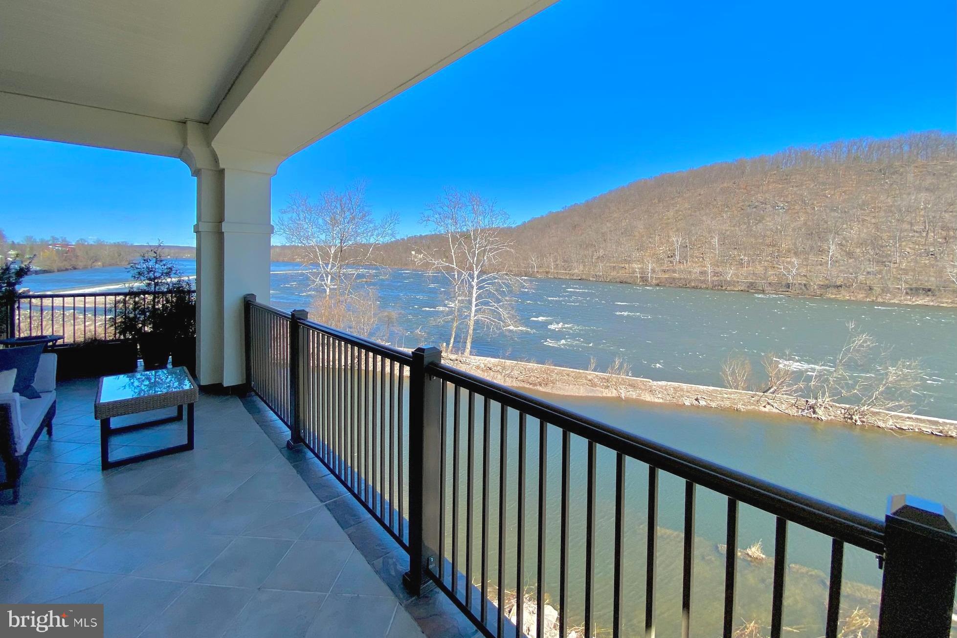 WATERVIEW PLACE - Residential