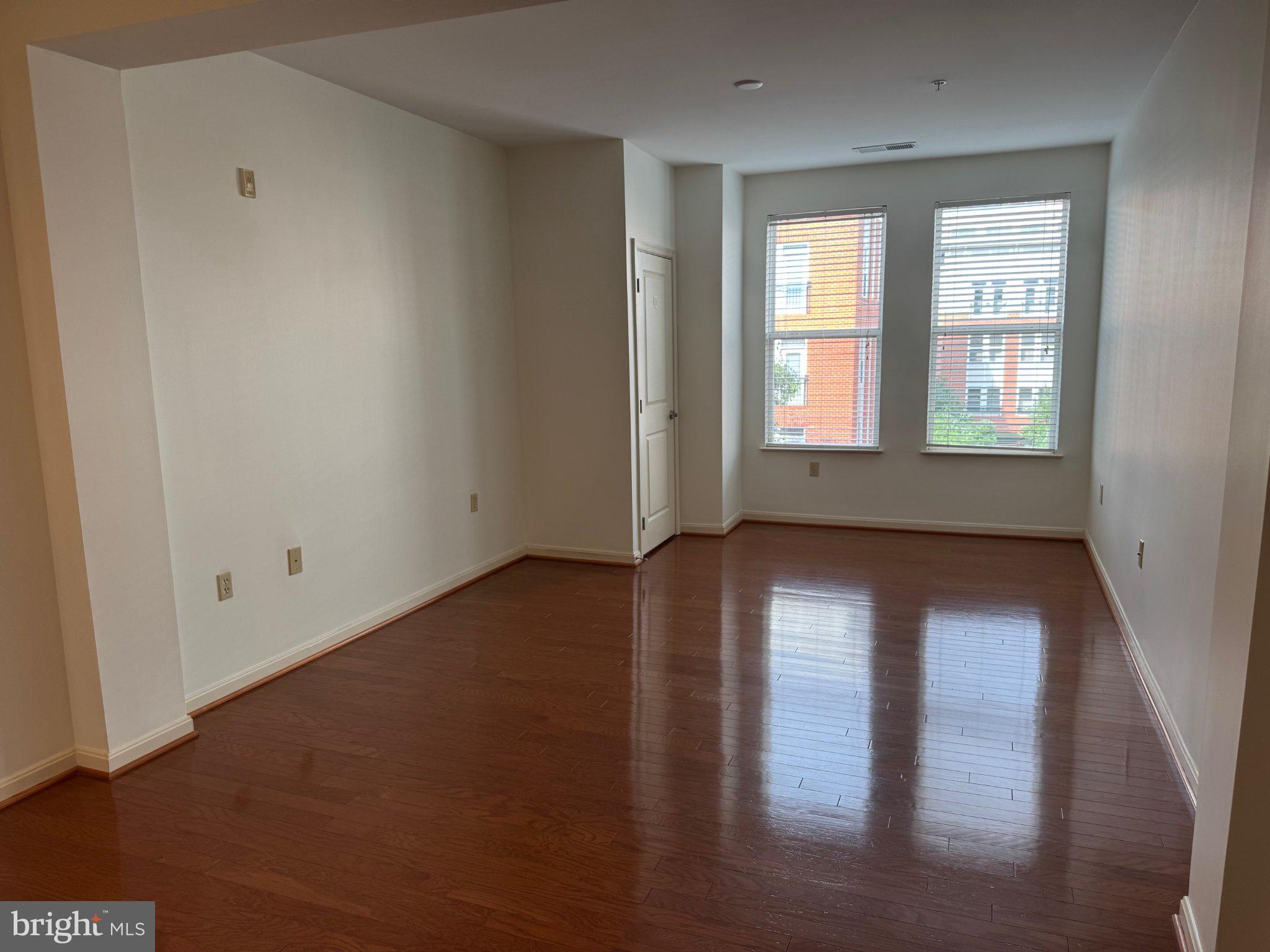 2655 PROSPERITY AVENUE 319