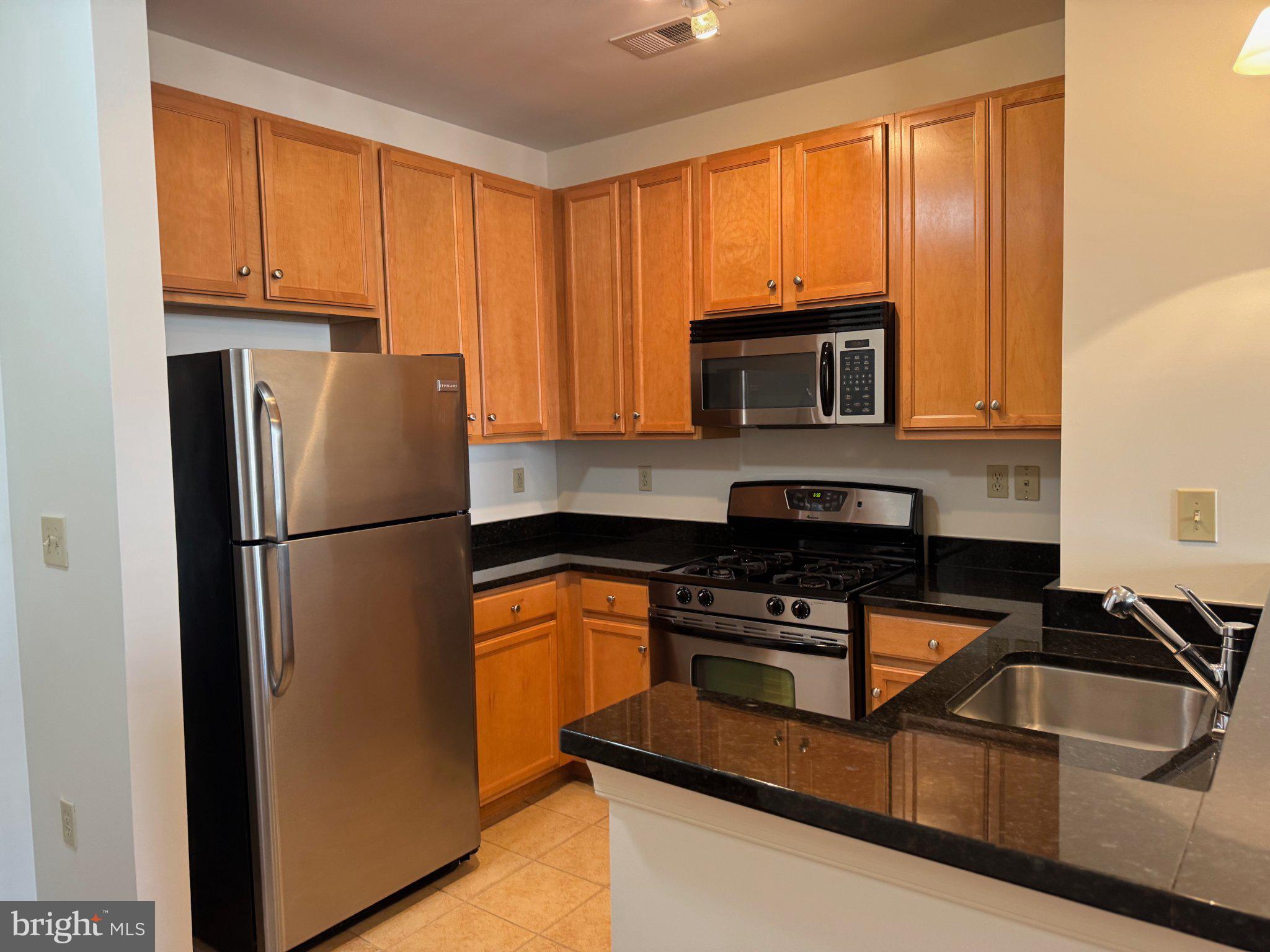 2655 PROSPERITY AVENUE 319