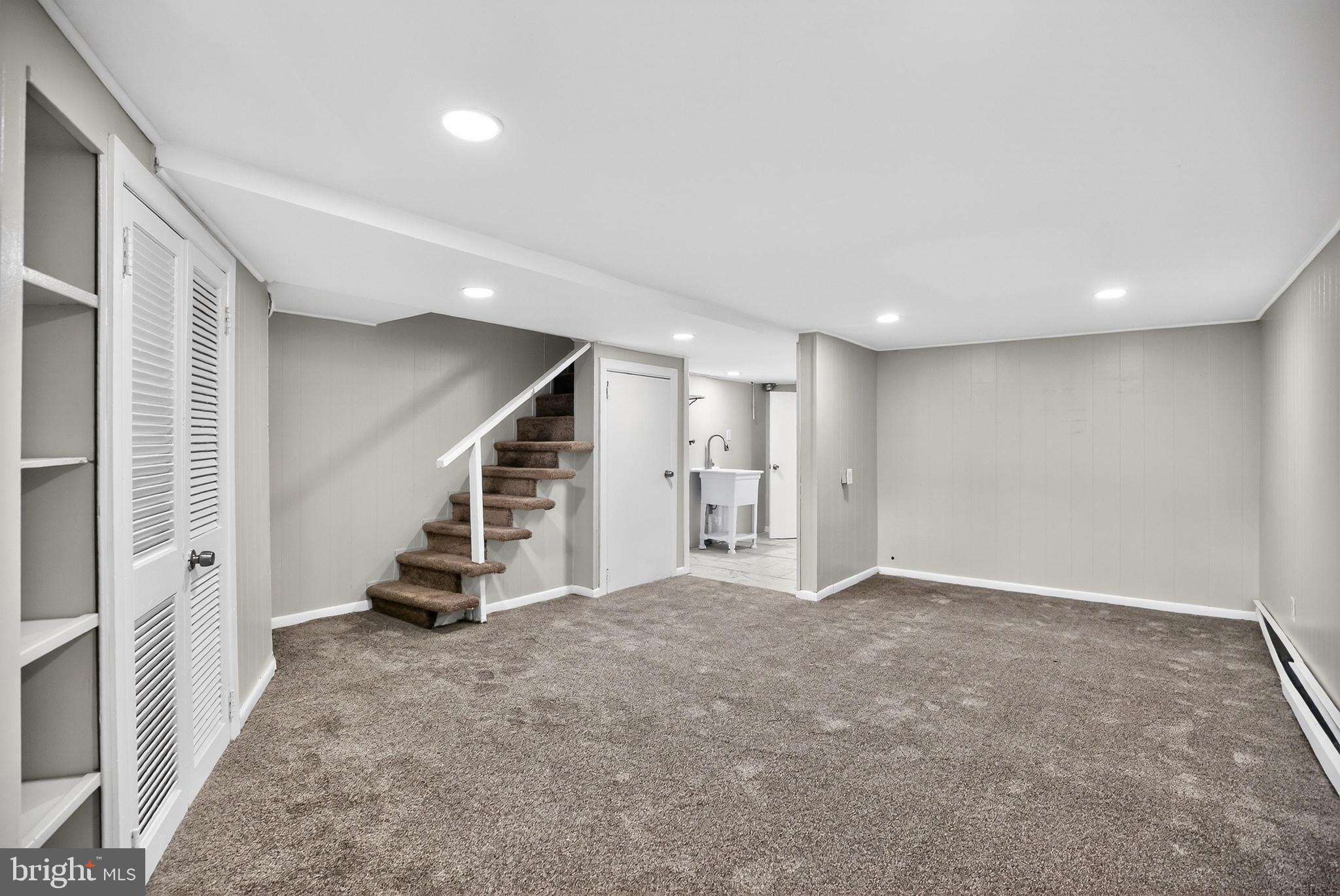 OVERBROOK - Residential