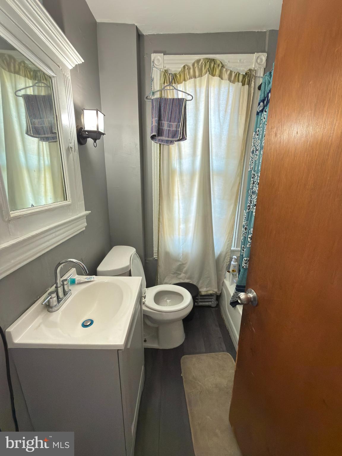 NORRISTOWN - Residential