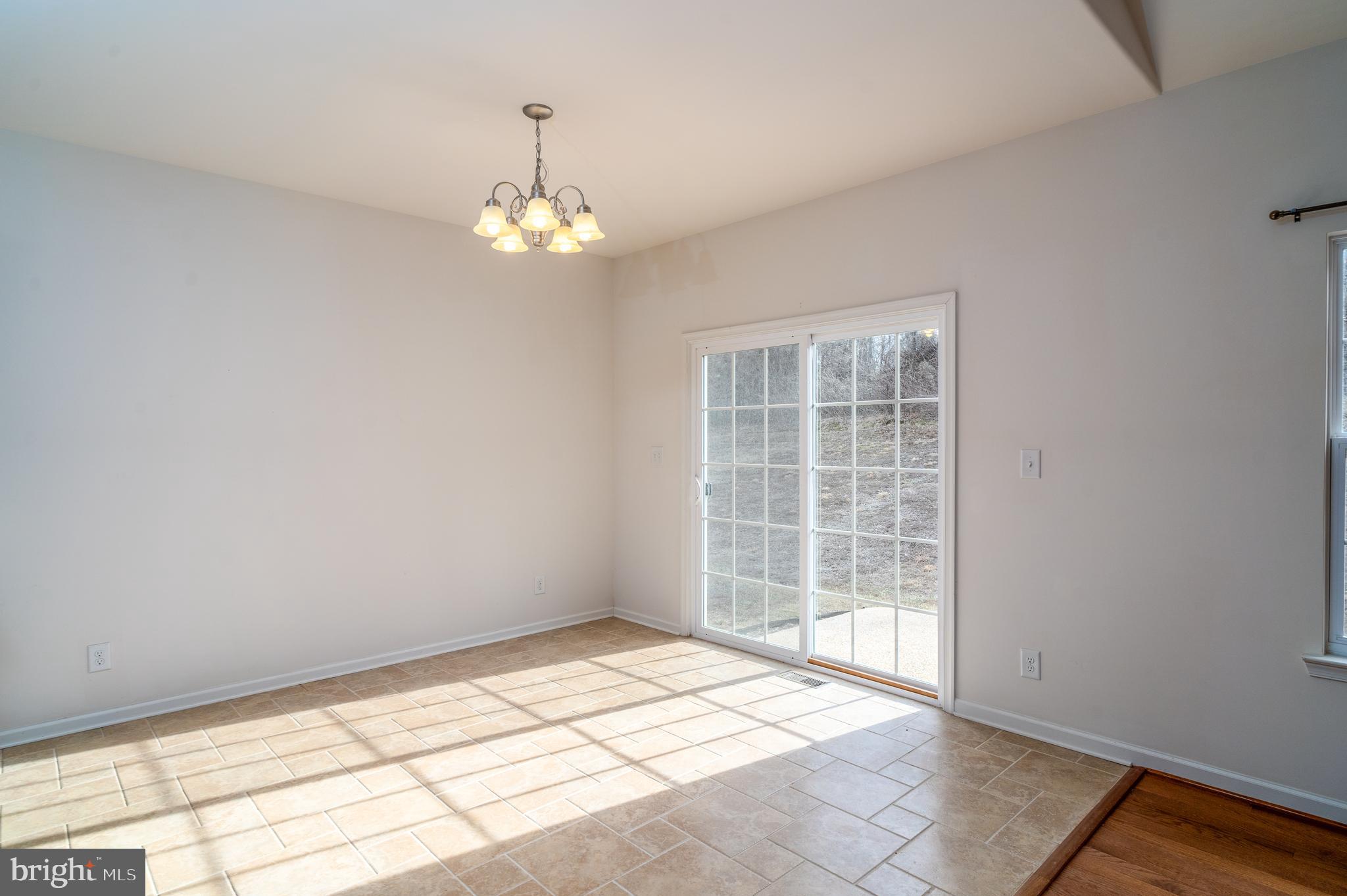 EVERETTE ESTATES - Residential