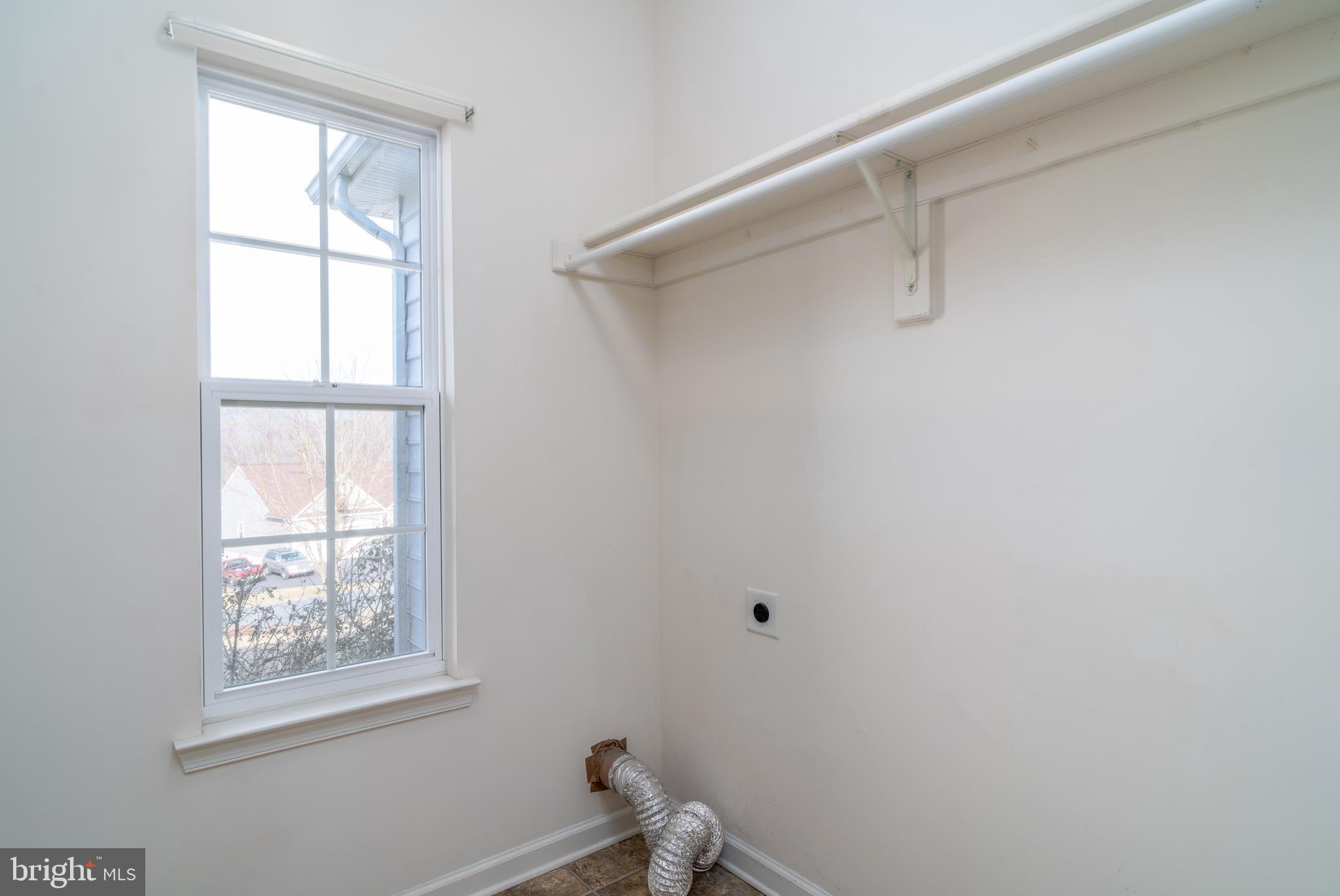 EVERETTE ESTATES - Residential