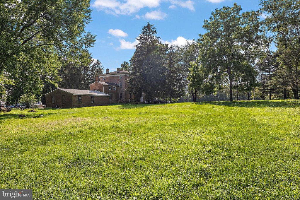 Photo of 2195 Gap Newport Pike, COCHRANVILLE, PA 19330 (MLS # PACT2064150)