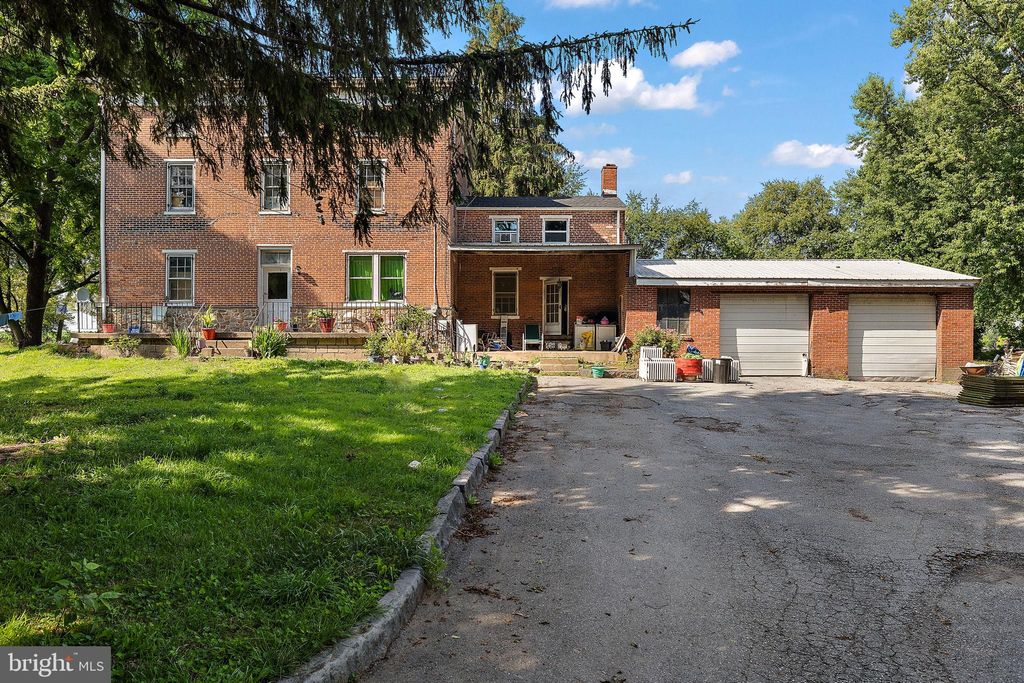 Photo of 2195 Gap Newport Pike, COCHRANVILLE, PA 19330 (MLS # PACT2064150)