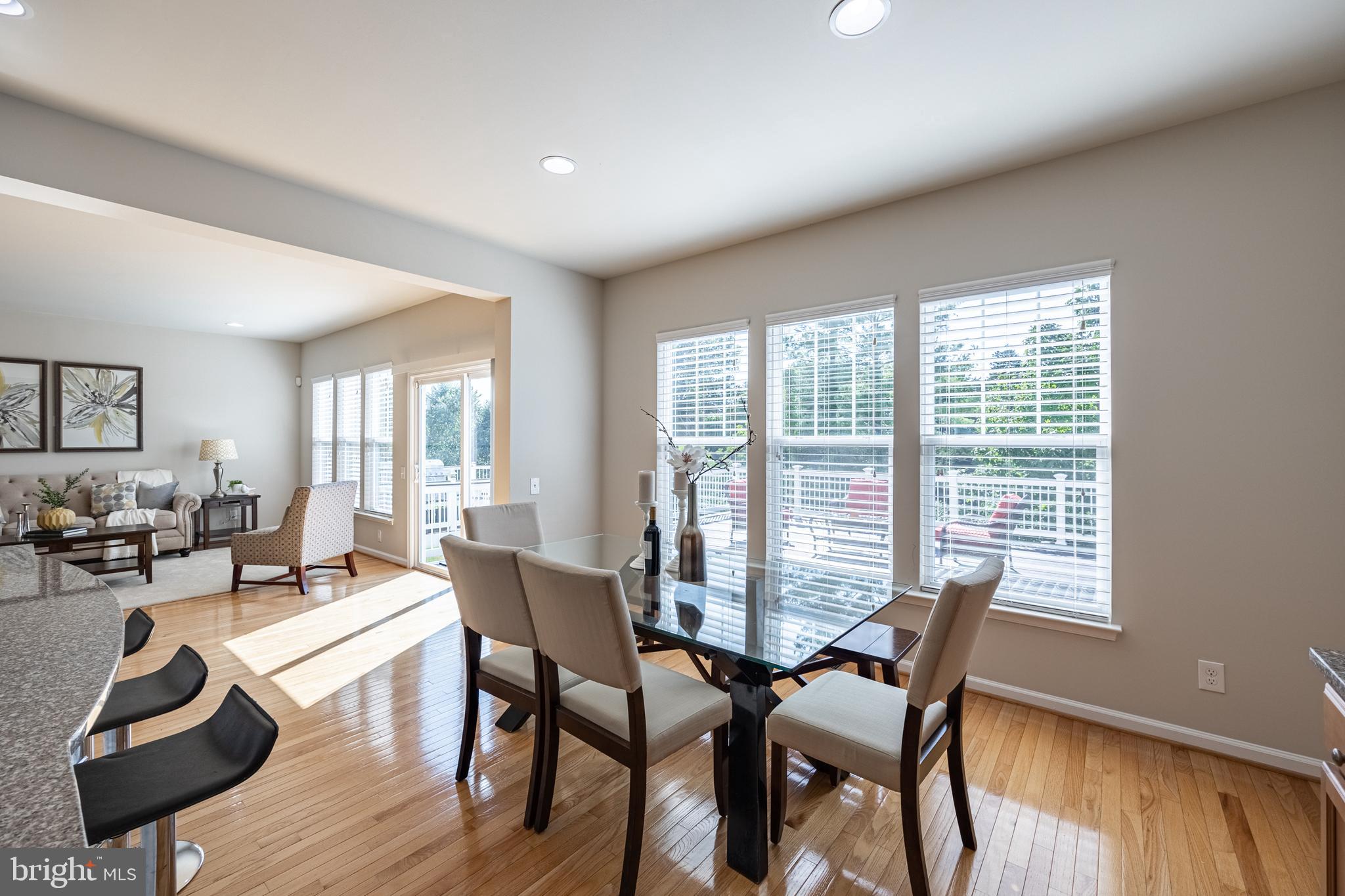 TRENT GROVE - Residential