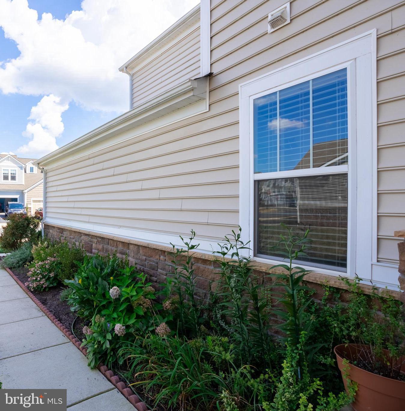 TRENT GROVE - Residential