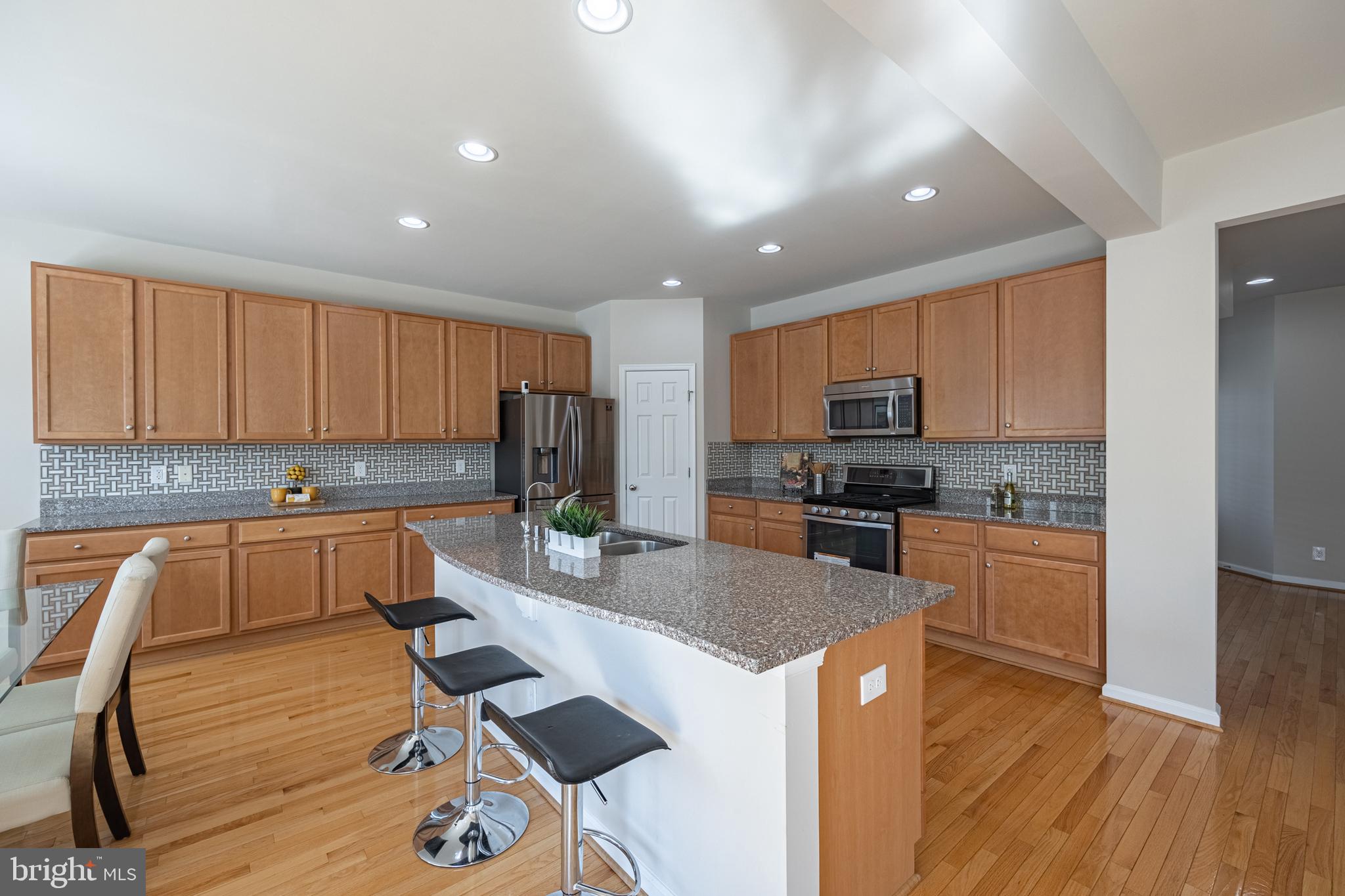 TRENT GROVE - Residential