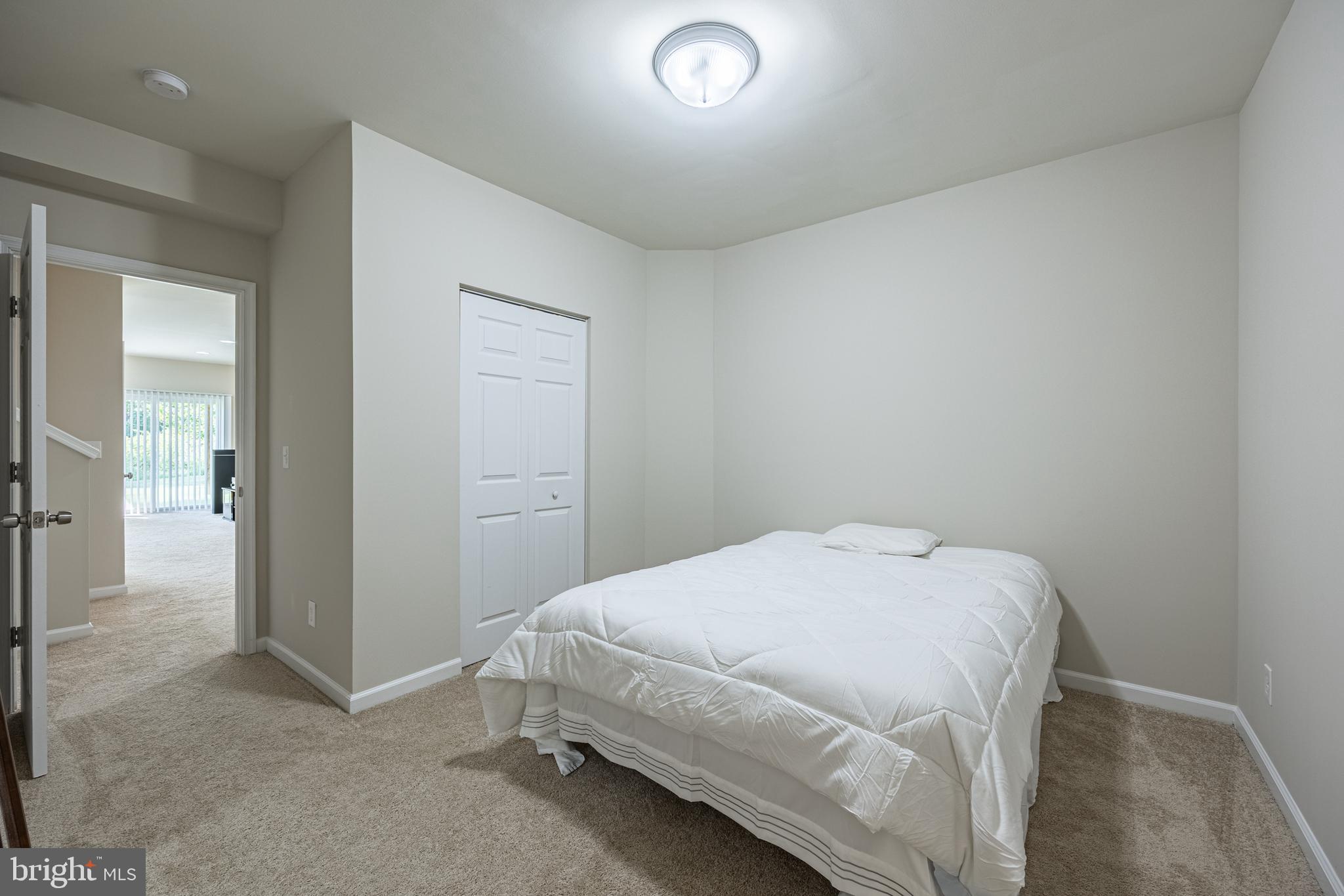 TRENT GROVE - Residential