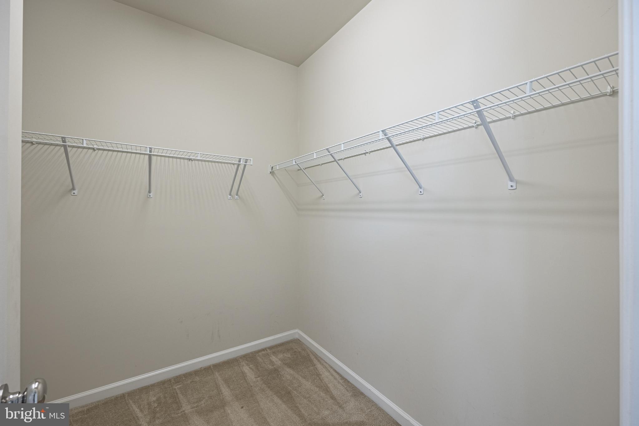 TRENT GROVE - Residential