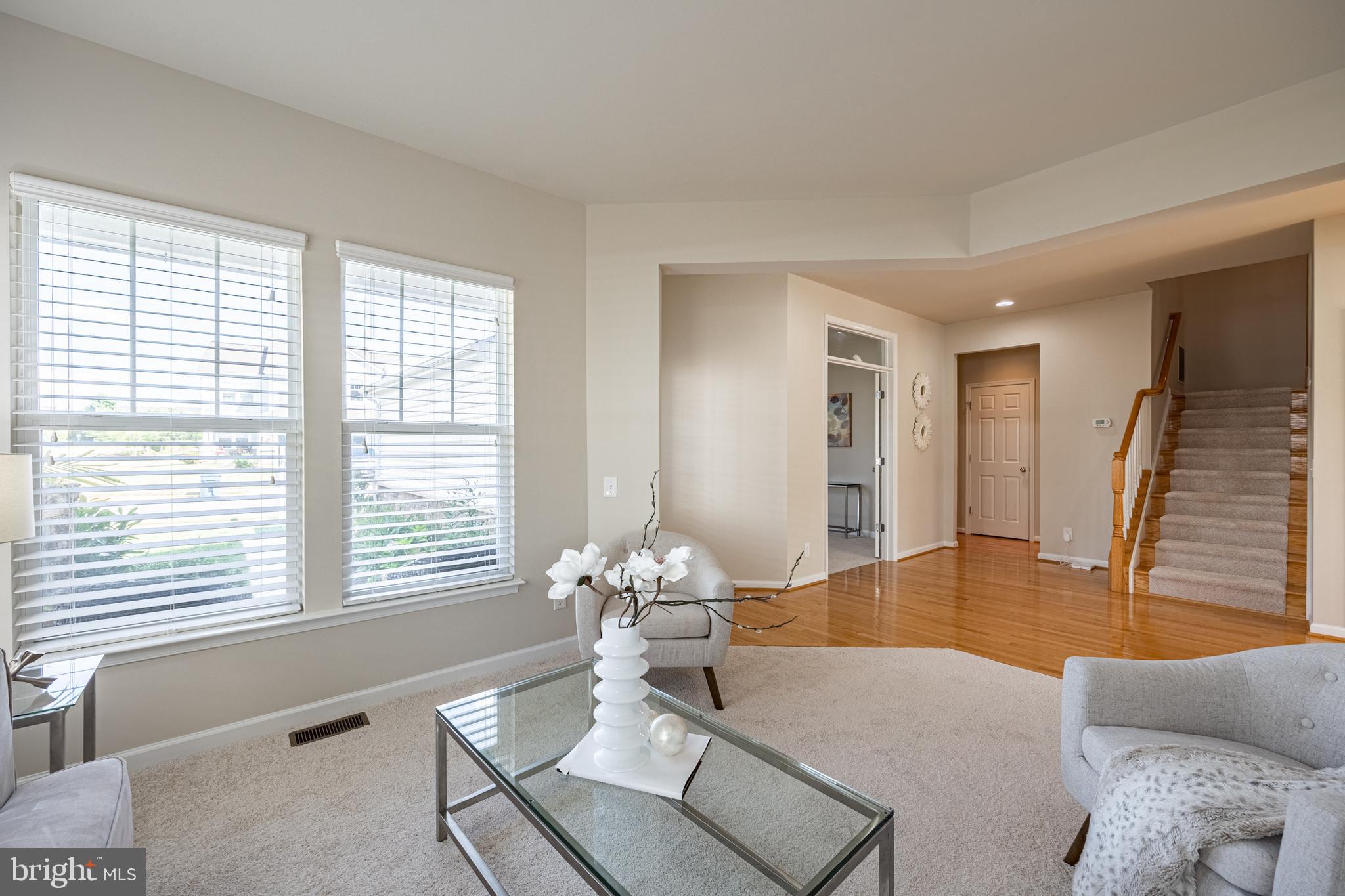 TRENT GROVE - Residential