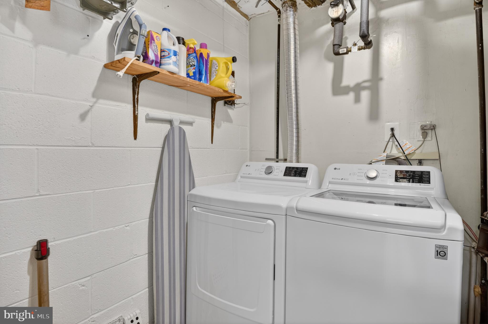 KIMBERLY PLACE - Residential