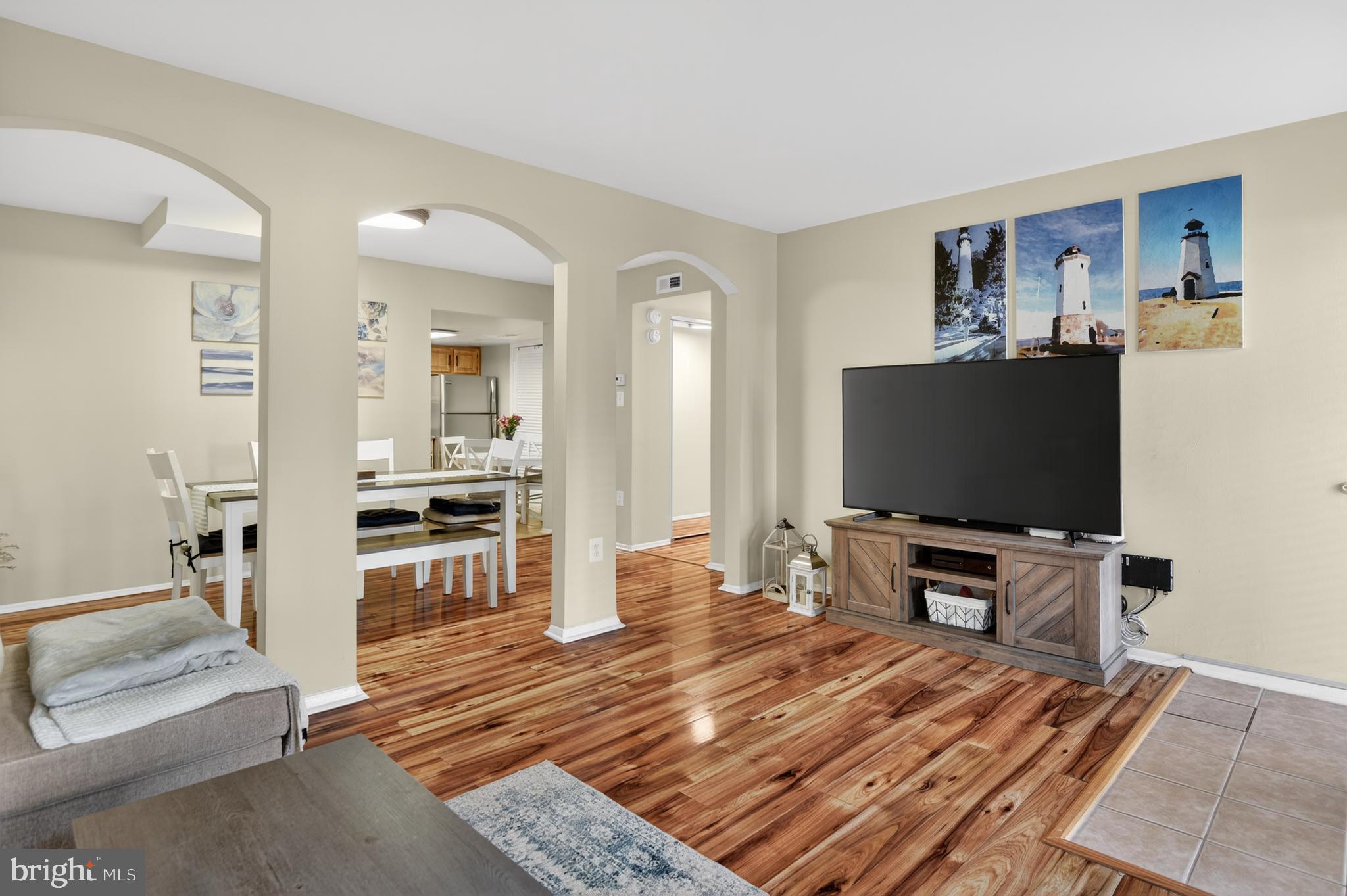 2498 SUN VALLEY CIRCLE