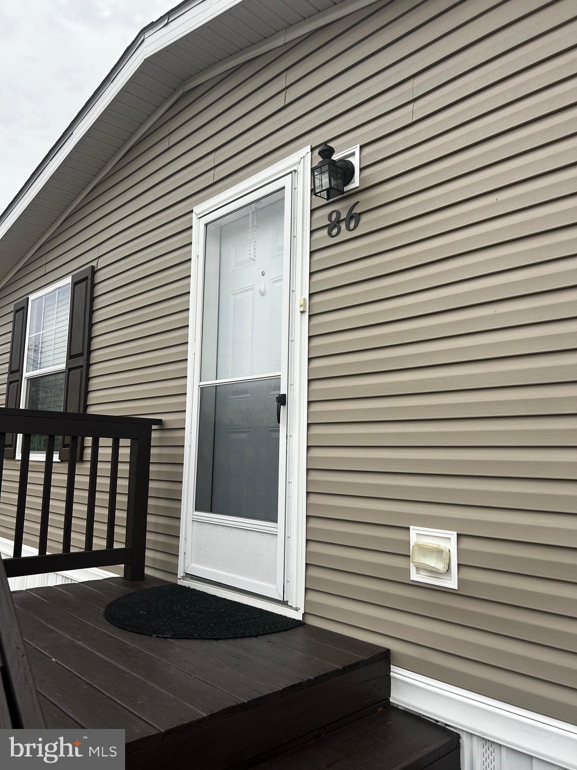 MIDDLE CREEK VILLAGE - Residential