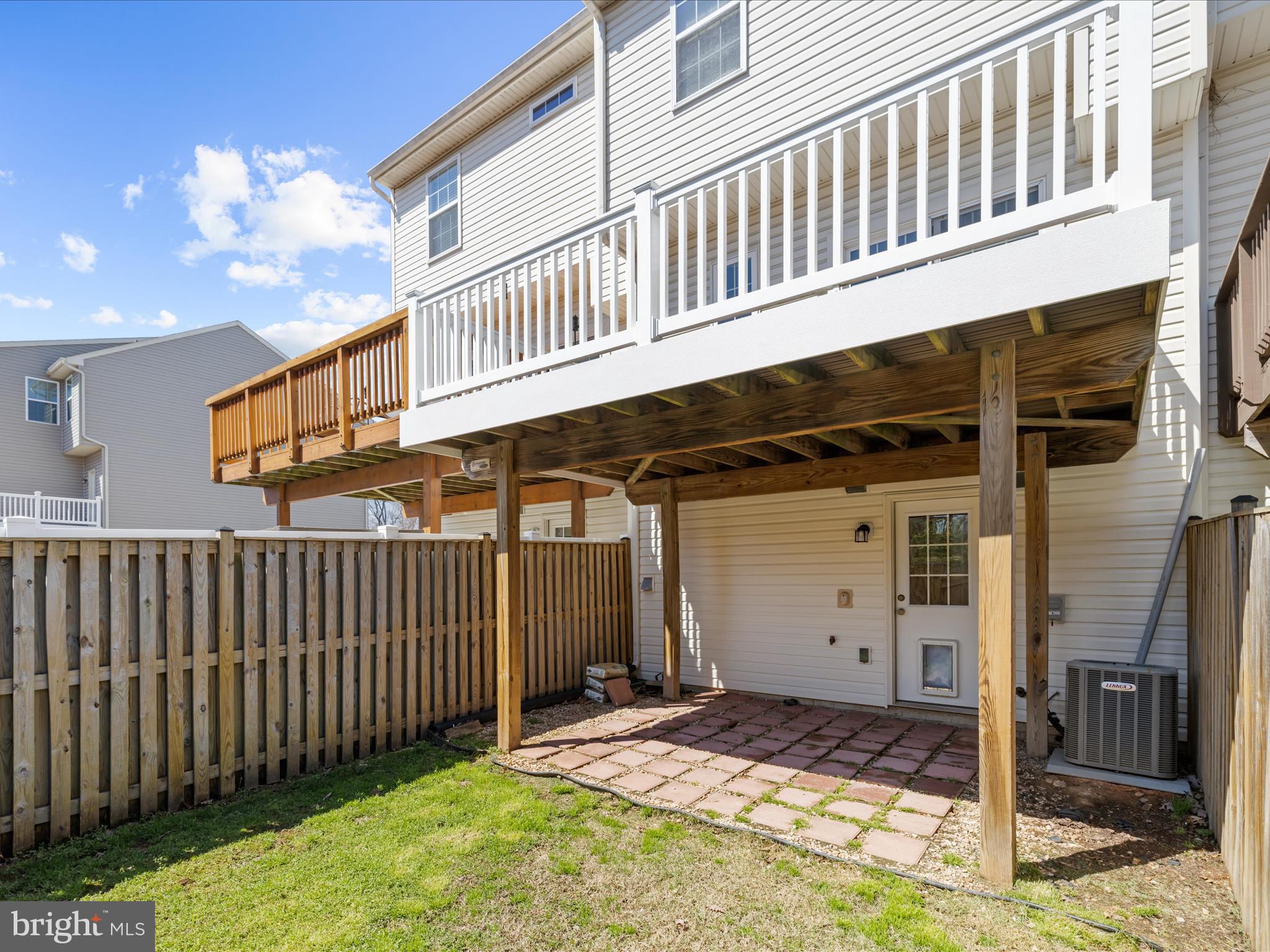 TANYARD SPRINGS - Residential