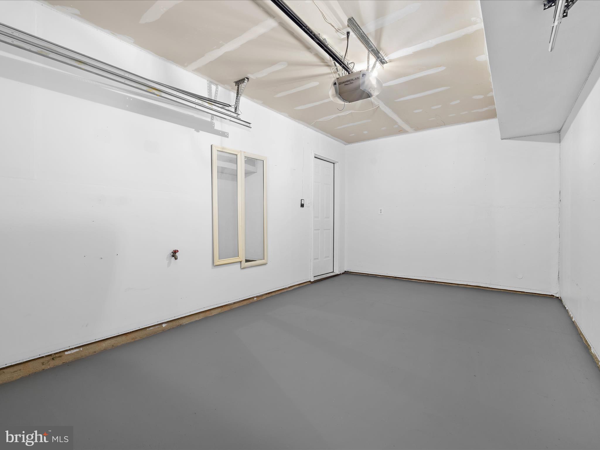 TANYARD SPRINGS - Residential