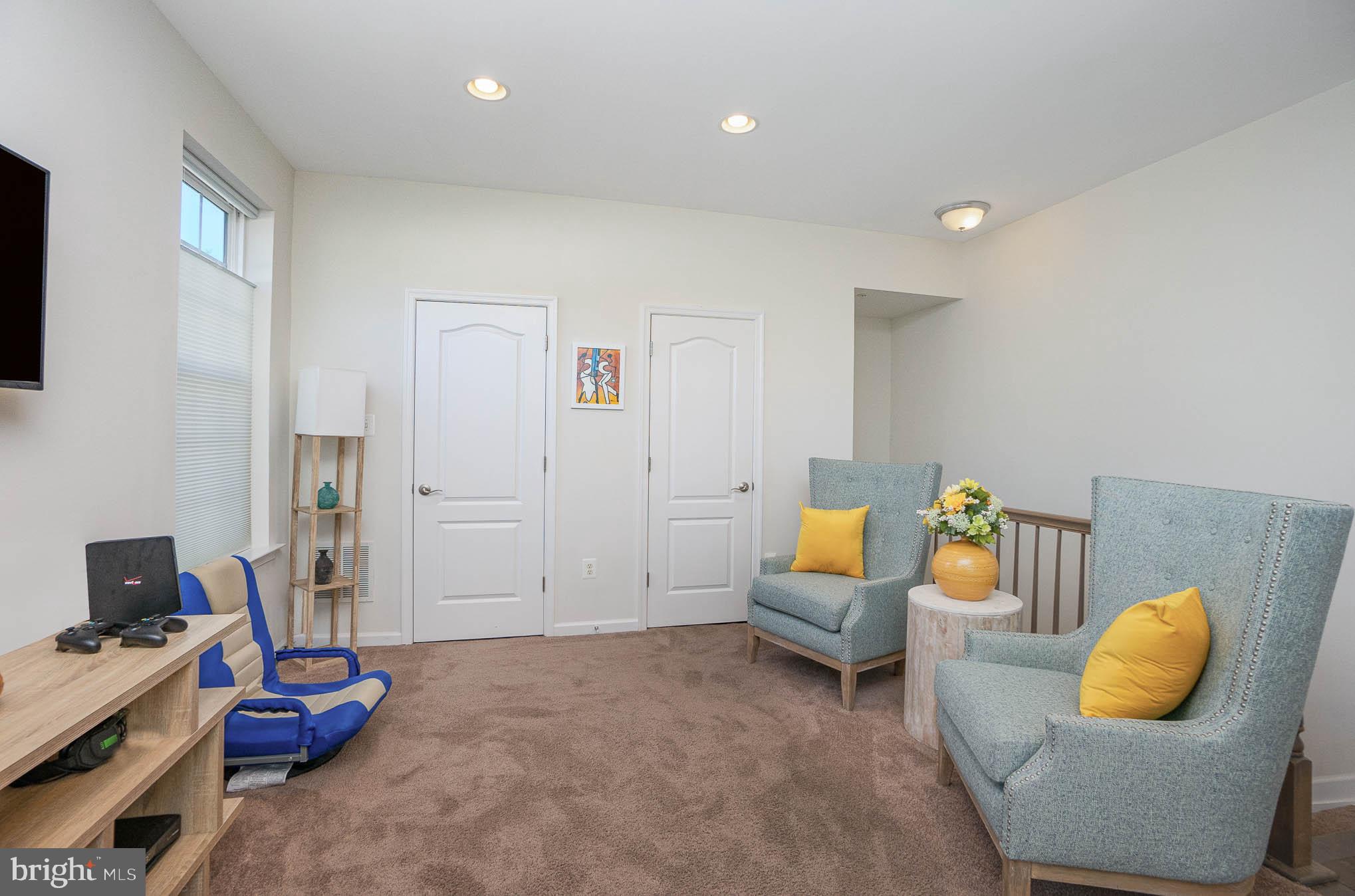 ROSEDALE - Residential