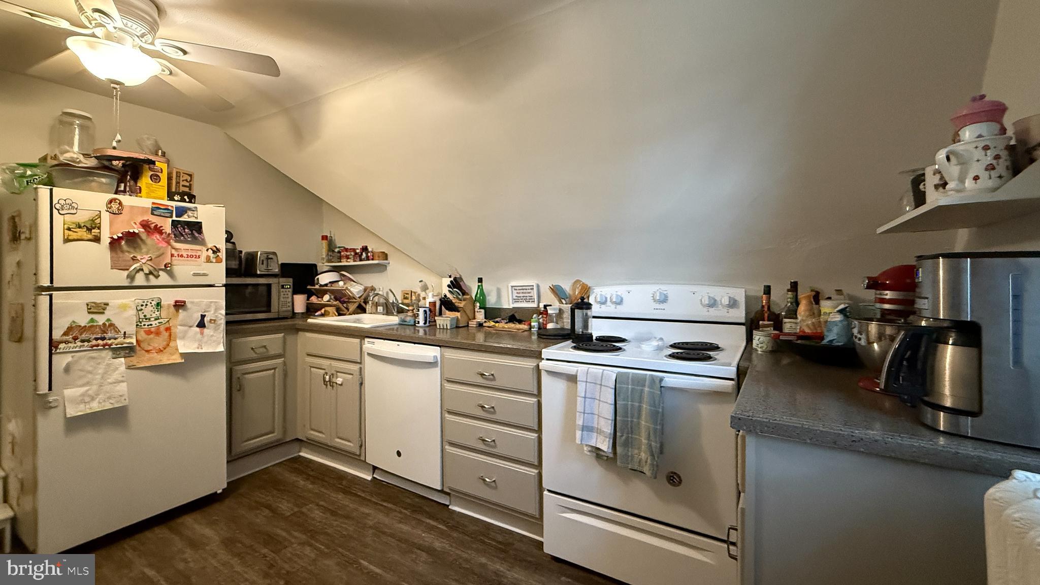 AMBLER - Residential Lease