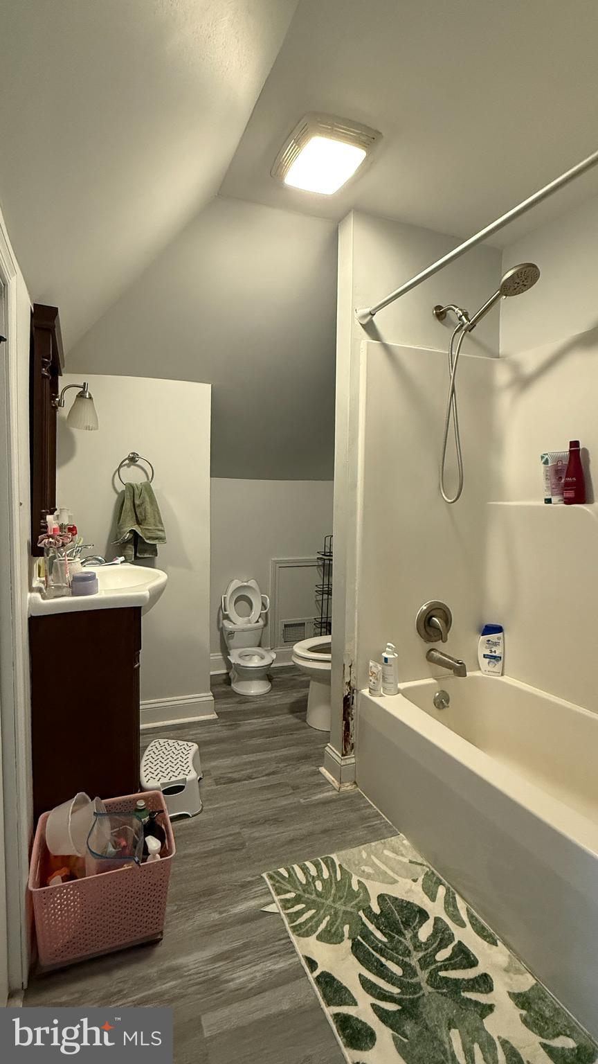 AMBLER - Residential Lease