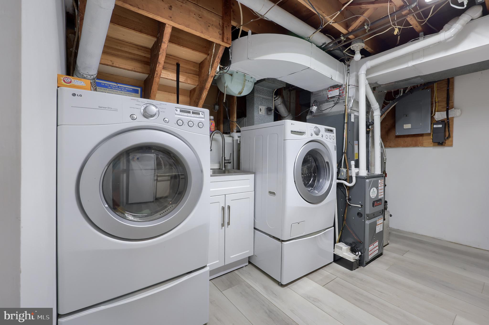 PENN OAKS - Residential