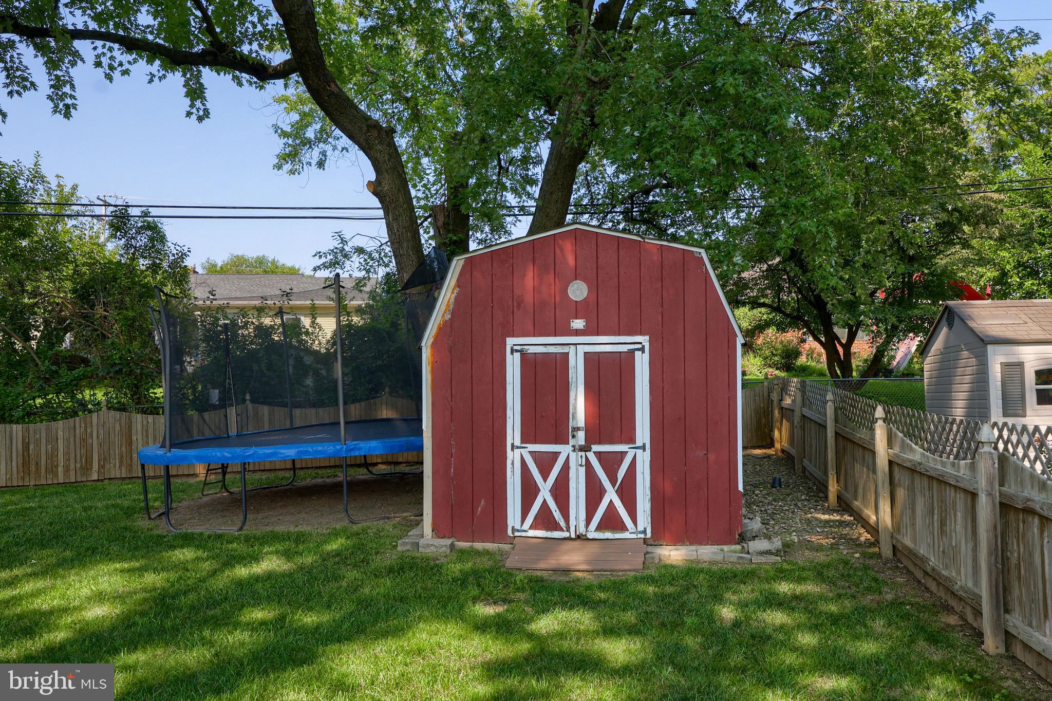 PENN OAKS - Residential