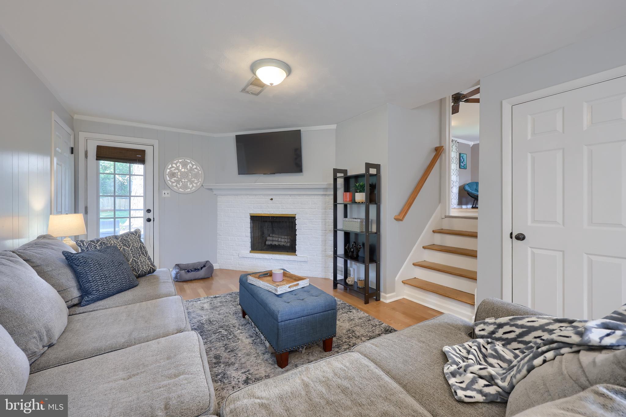 PENN OAKS - Residential