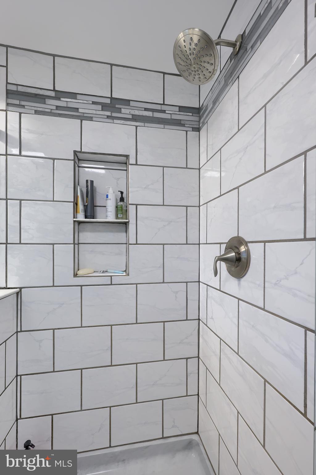 PENN OAKS - Residential