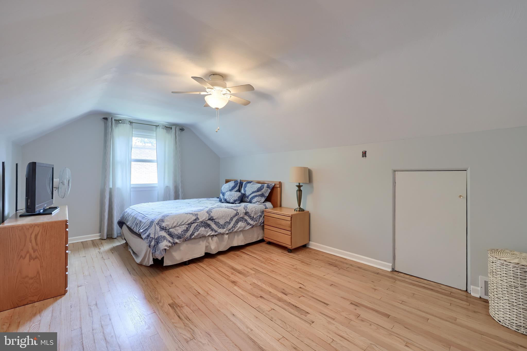 PENN OAKS - Residential