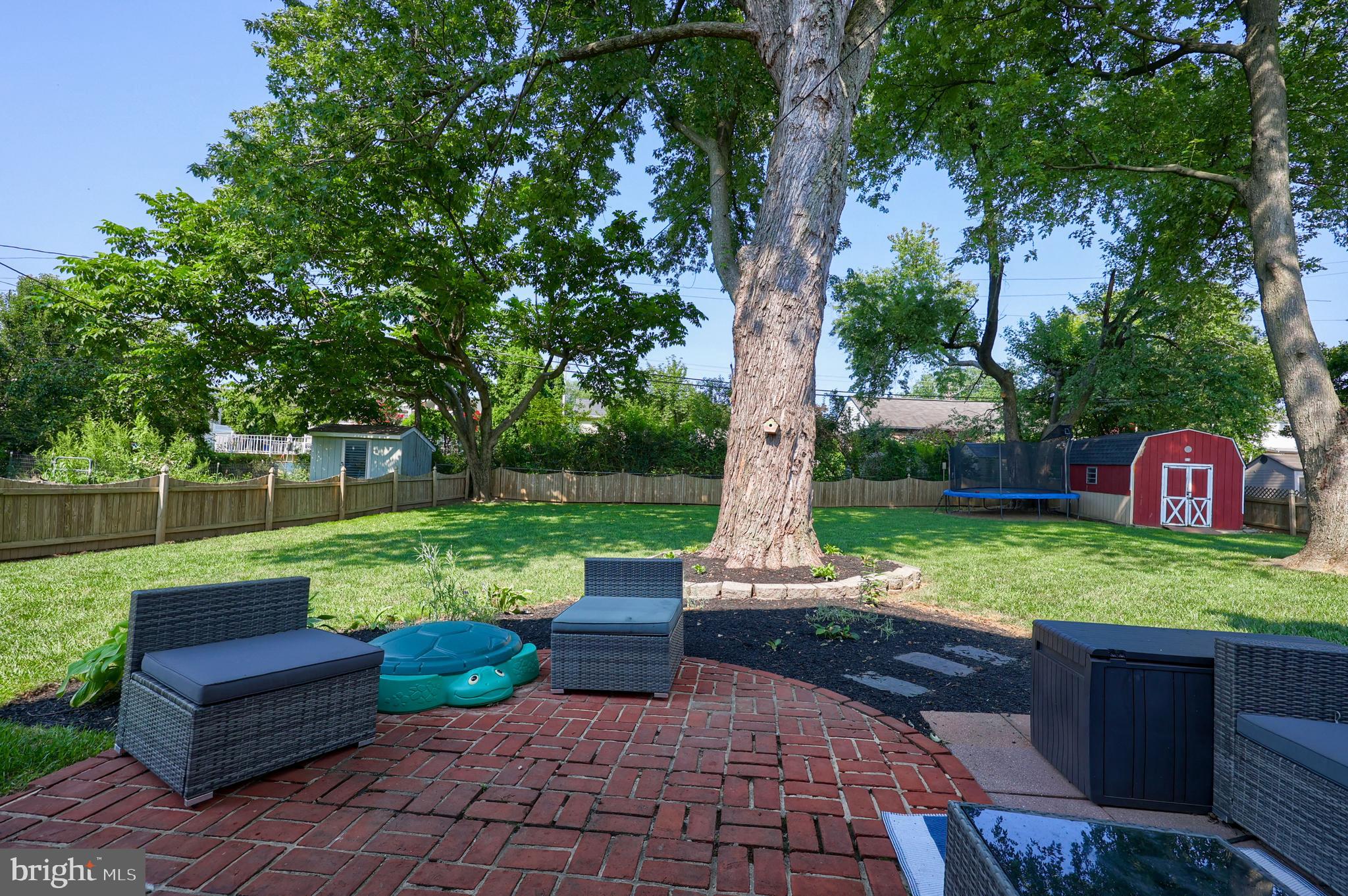 PENN OAKS - Residential