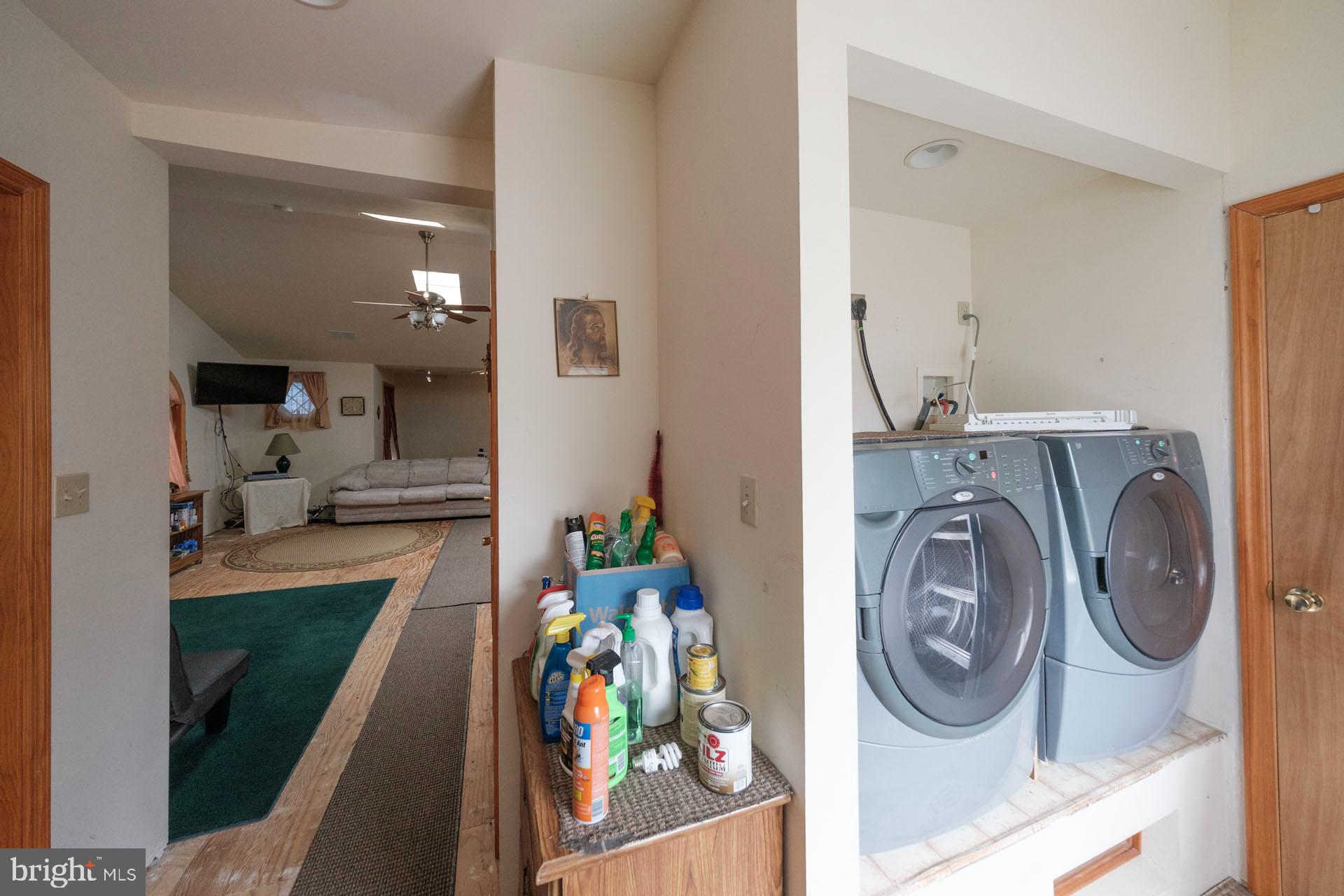 WEST HILLS - Residential Income