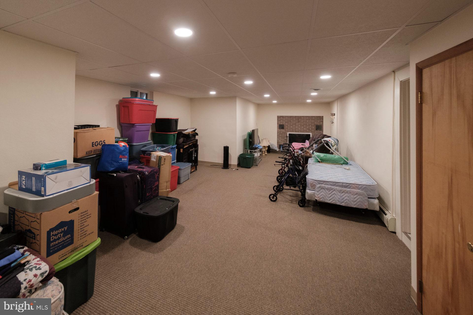 WEST HILLS - Residential Income