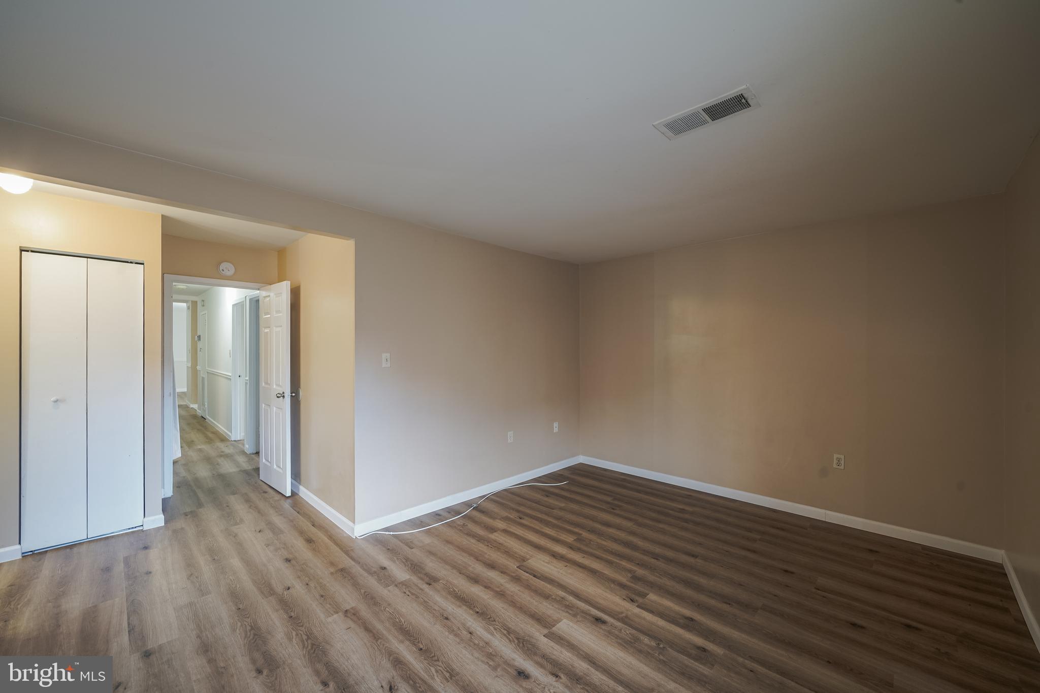 VILLA RIDGE CONDOMINIUM - Residential