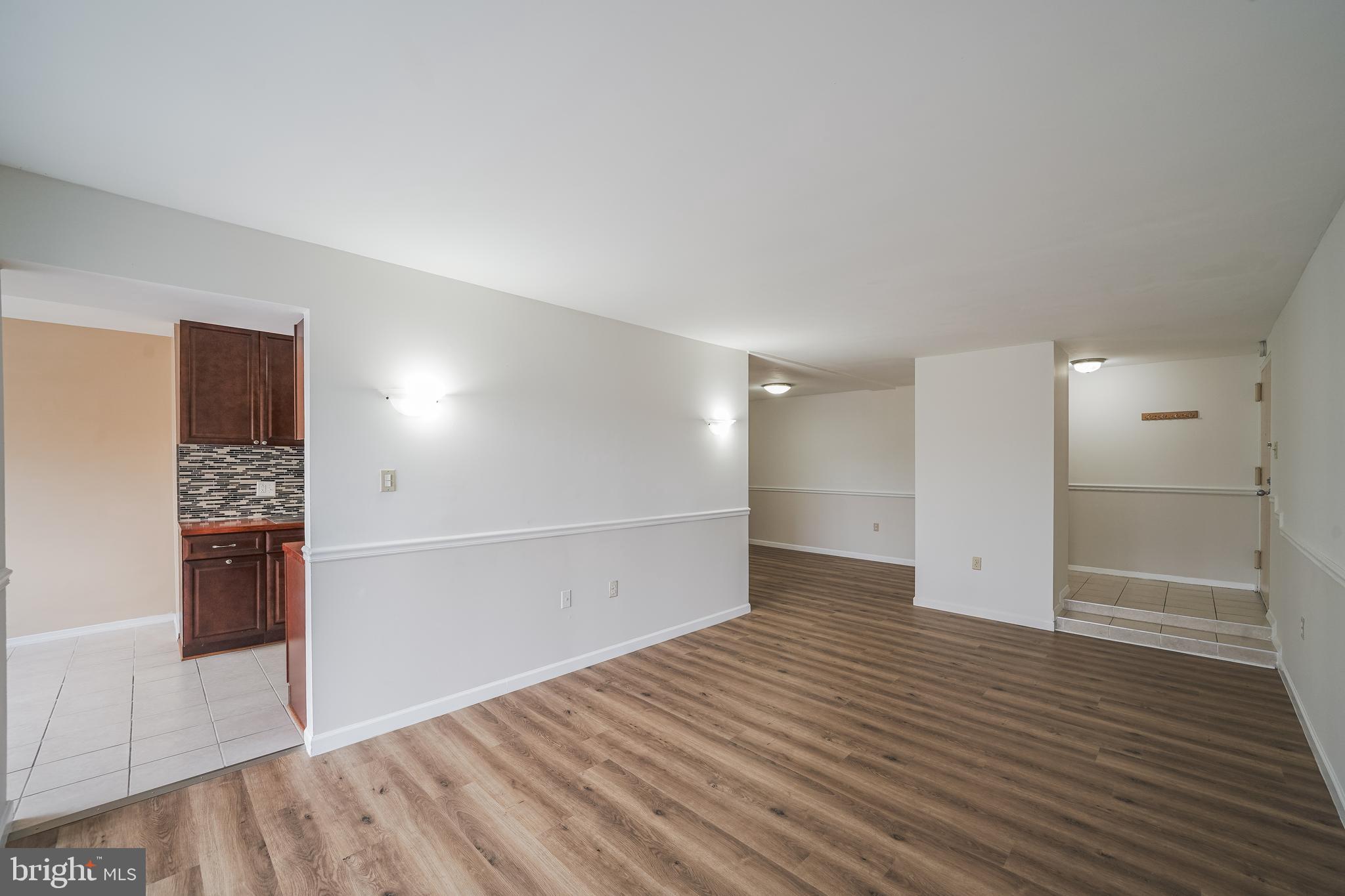 VILLA RIDGE CONDOMINIUM - Residential