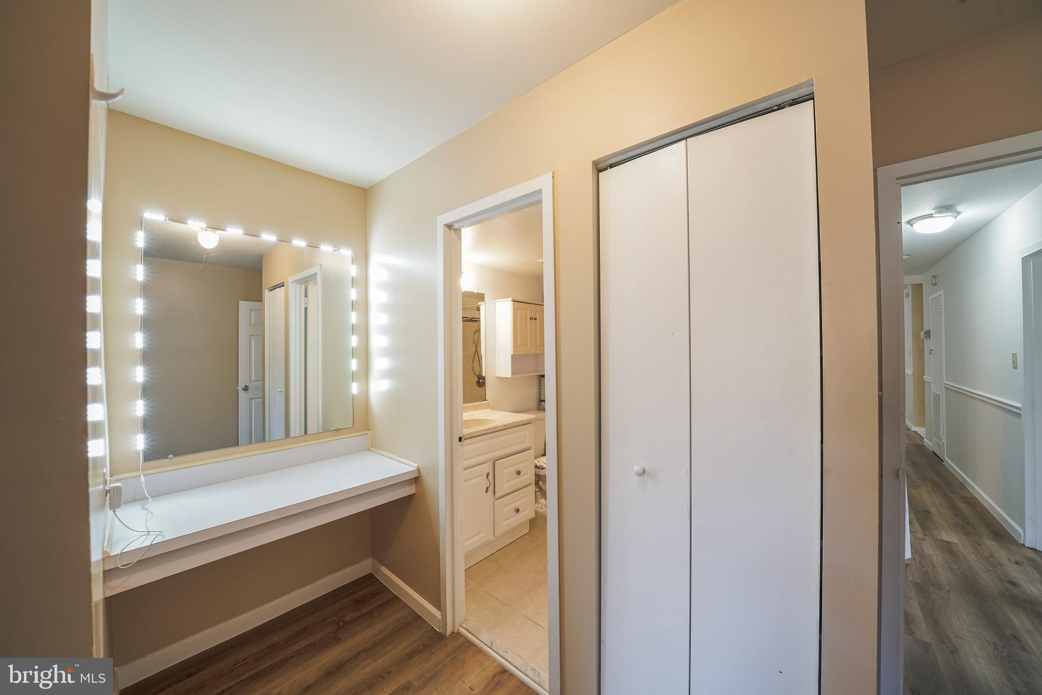 VILLA RIDGE CONDOMINIUM - Residential